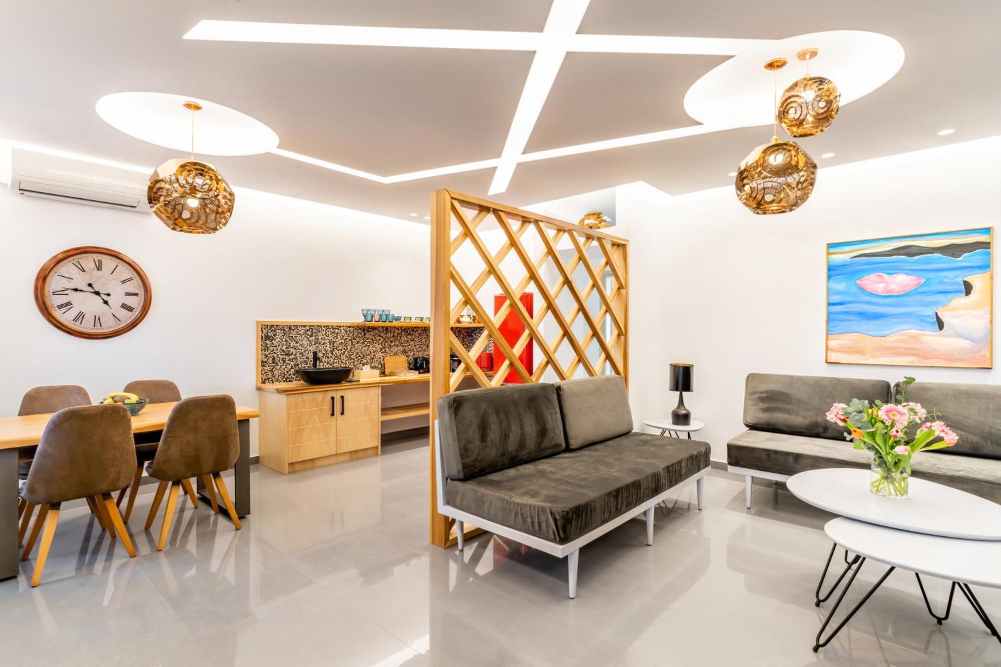 Marvarit Suites Mesaria Habitación foto