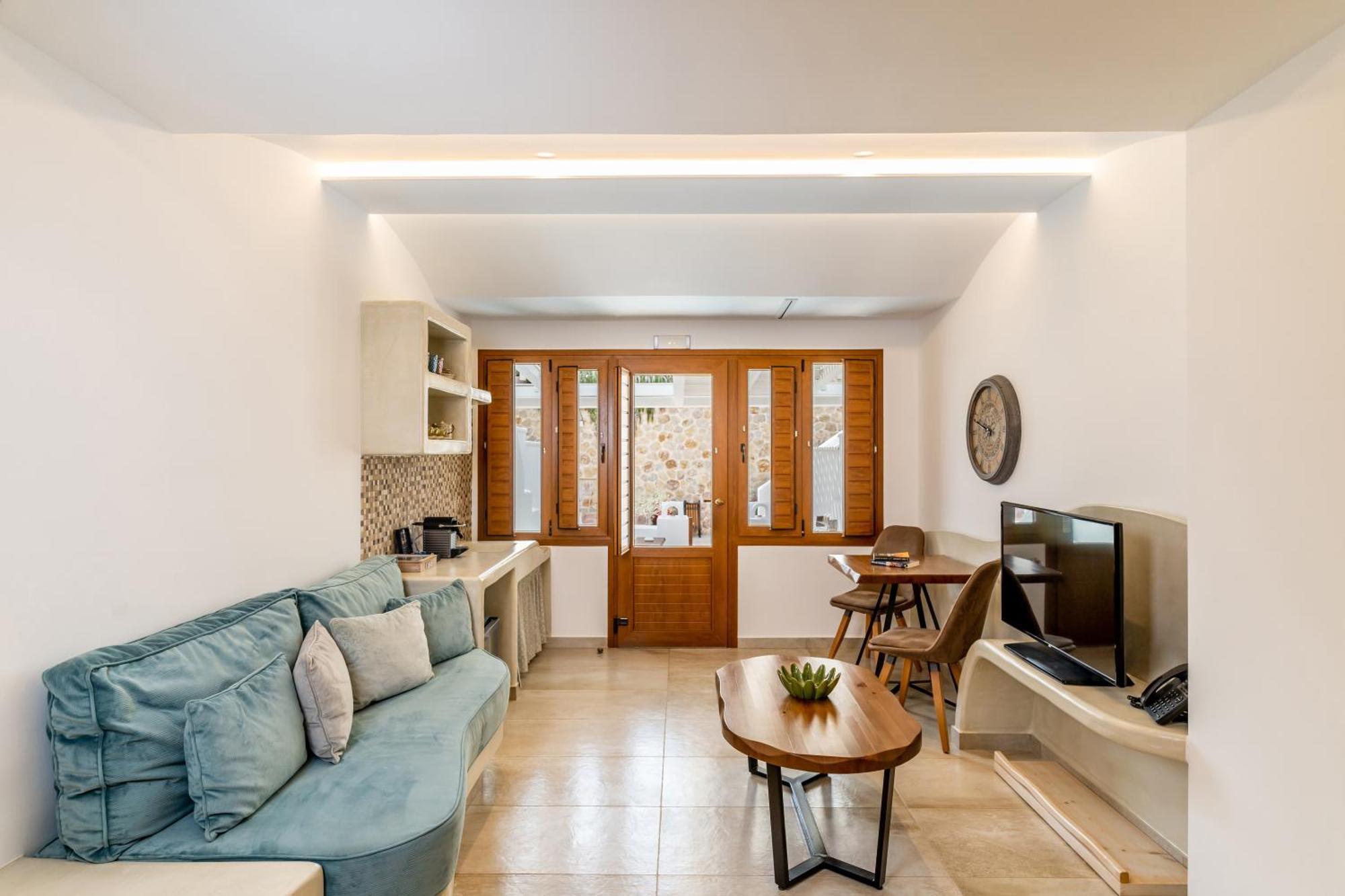 Marvarit Suites Mesaria Habitación foto